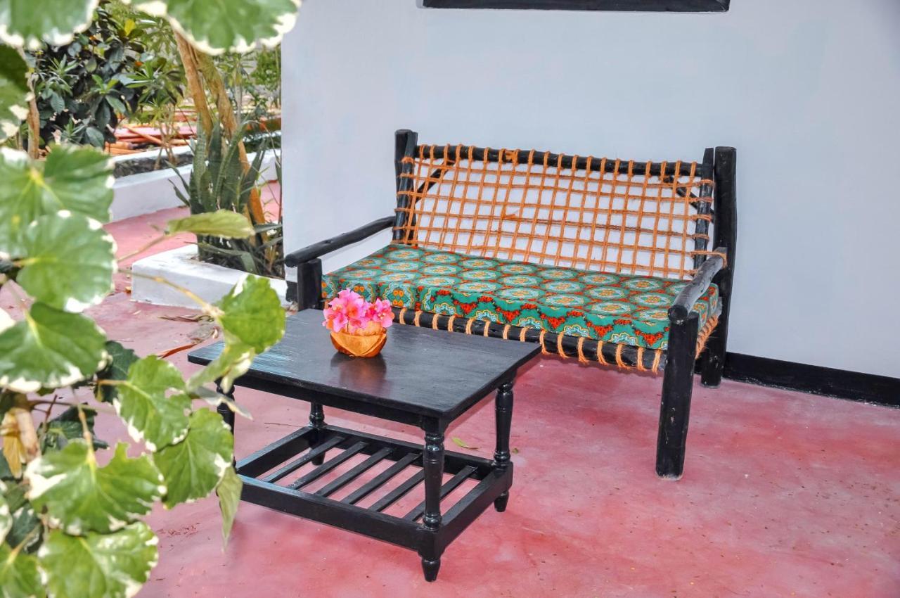 Papaya Guest House Nungwi Bagian luar foto