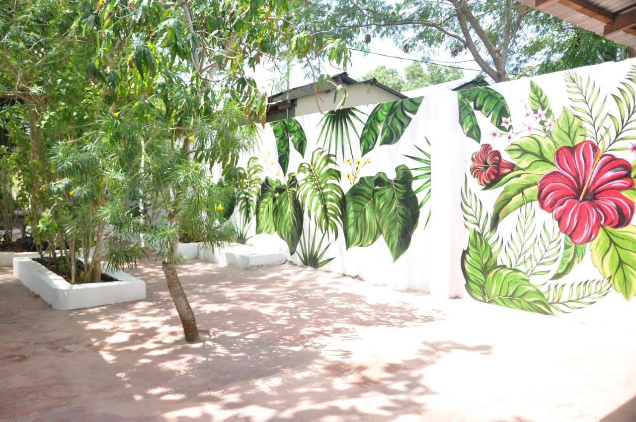 Papaya Guest House Nungwi Bagian luar foto