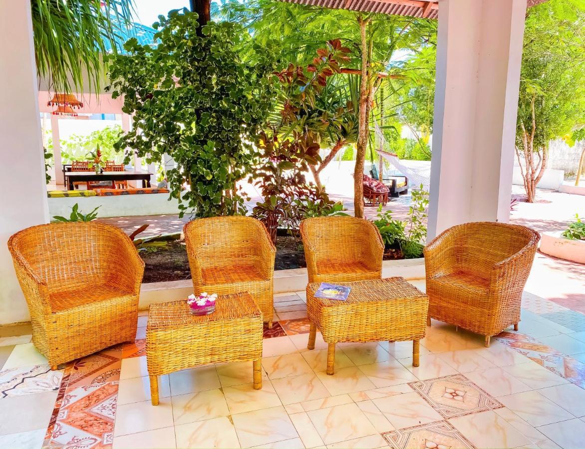 Papaya Guest House Nungwi Bagian luar foto